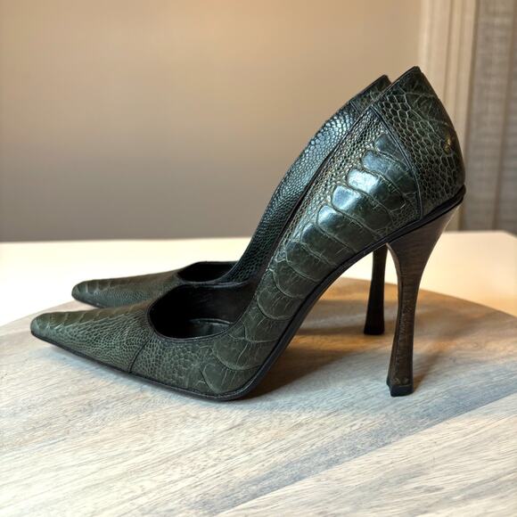 Gucci Snakeskin Embossed Pointed-Toe Dark Green Leather Pumps Italy US Size 7 - Picture 2 of 14